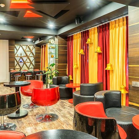 Super Inn Armoise Hotel Ahmadabad Zewnętrze zdjęcie
